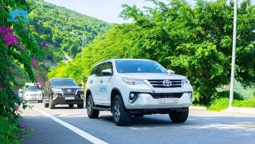 Từ Vựng Tiếng Anh Về Xe Thương Mại, Dịch Vụ, Chuyên Dụng